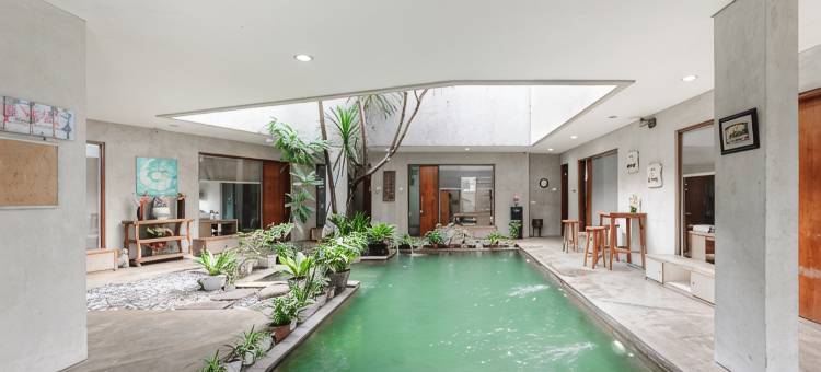 Urbanview Hotel the Lodge Karawaci图片