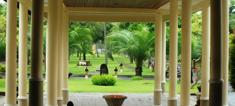 新苏纳里罗威那海滩度假村(New Sunari Lovina Beach Resort)图片