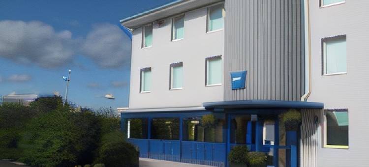 宜必思快捷酒店克莱蒙费朗北里永(Ibis Budget Clermont Ferrand Nord Riom)图片