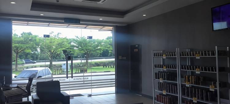 亚逸依淡酒店(Ayer Hitam Hotel)图片