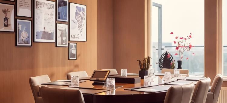雷斯登阿姆斯福特凡德瓦克酒店(Van der Valk Hotel Leusden - Amersfoort)图片