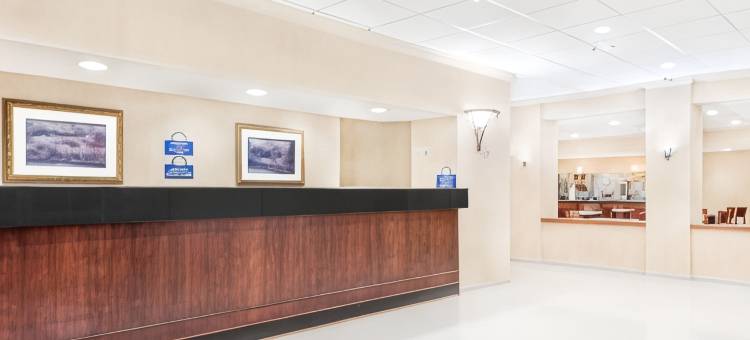 约克温德姆戴斯套房酒店(Days Inn & Suites by Wyndham York)图片