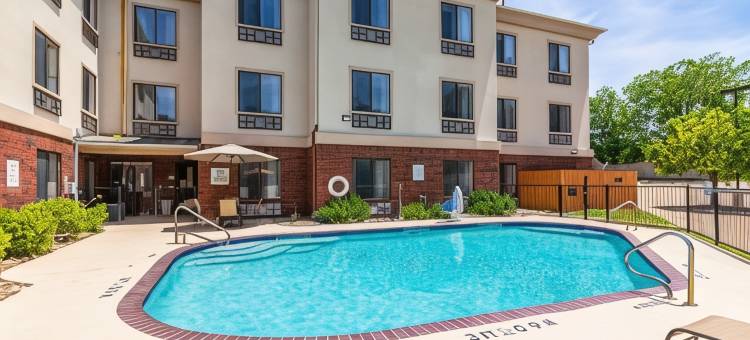 兰帕萨斯的品质套房酒店(Quality Inn & Suites)图片