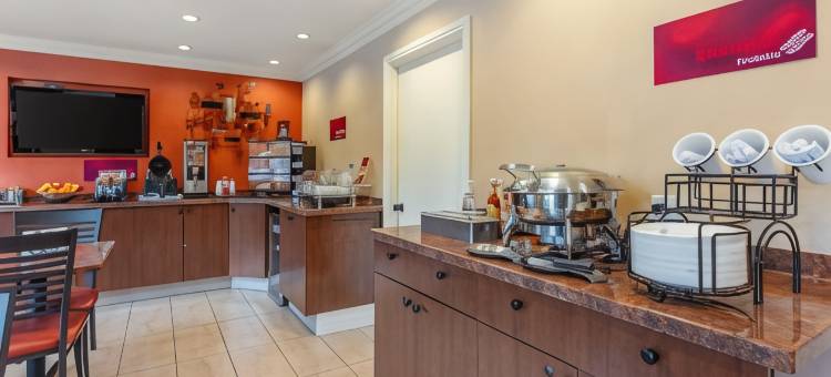 机场广场贝斯特韦斯特优质酒店(Best Western Plus Airport Plaza)图片