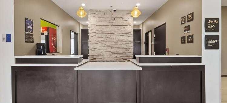 林赛贝斯特韦斯特酒店(Best Western Lindsay Inn  Suites)图片