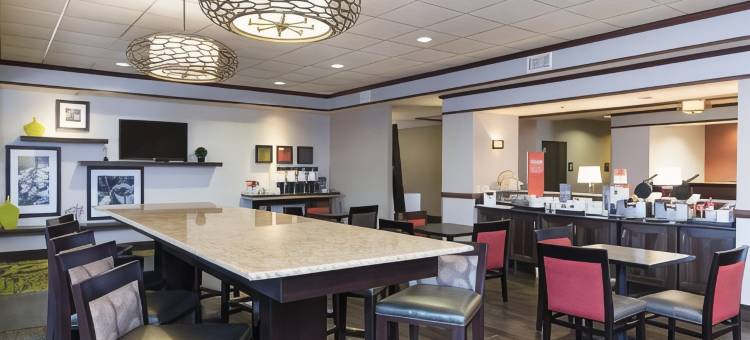 希尔顿欢朋酒店-芒特普莱森特(Hampton Inn Mt. Pleasant)图片