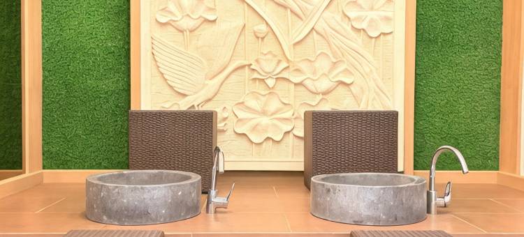 巴纽旺宜伊利拉酒店(Illira Hotel Banyuwangi)图片