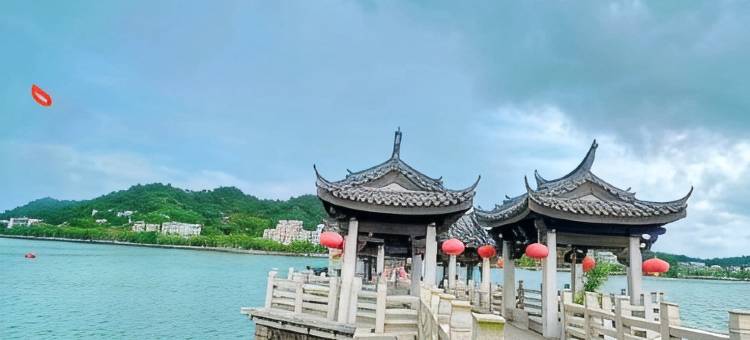 小月亮民宿(凤东路1号分店)图片