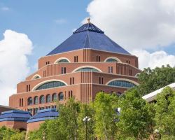 深圳超靚大學校園開放！必去打卡多元建築與湖景