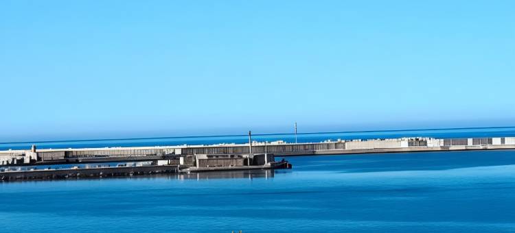 艾法鲁酒店(Hotel Al Faro)图片