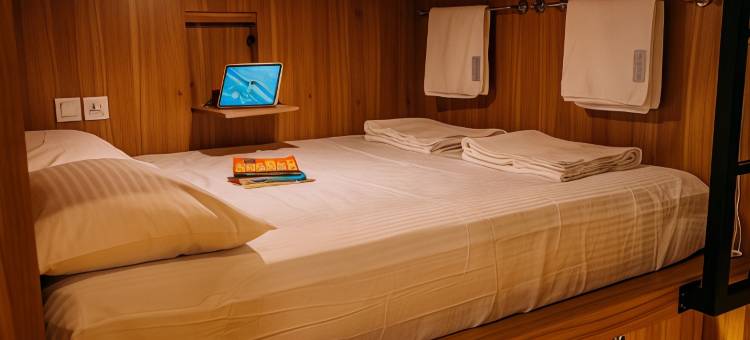 蓝水胶囊旅馆@香港街38号(Bluewaters Pods 38 Hongkong St)图片