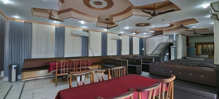 OYO 5851 米菲尔酒店(Hotel O Mehfil Hotel)图片