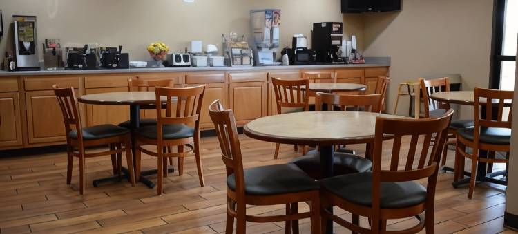 克里斯维尔-马克斯梅多斯速8酒店(Super 8 by Wyndham Fort Chiswell/Wytheville Area)图片