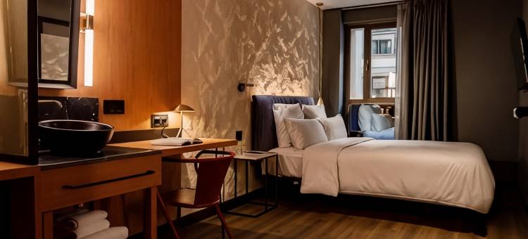 LETOH LETOH 塞维利亚(Letoh Letoh Sevilla)图片