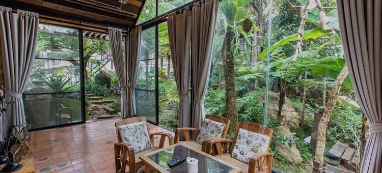 沃拉曼小屋(Voraman Hut)图片