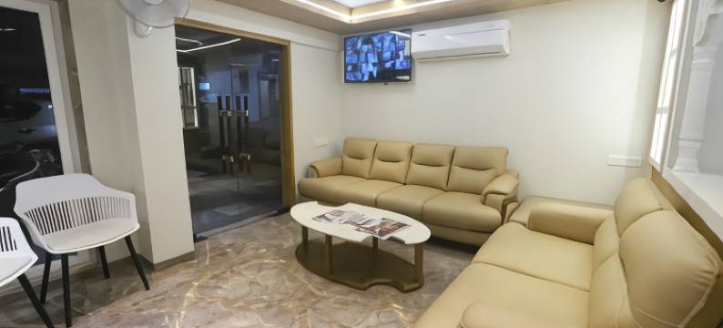 瑞迪行政人员拉图尔(Riddhi Executive)图片