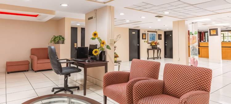 奥兰多机场凯艺套房酒店(Quality Inn & Suites Orlando Airport)图片