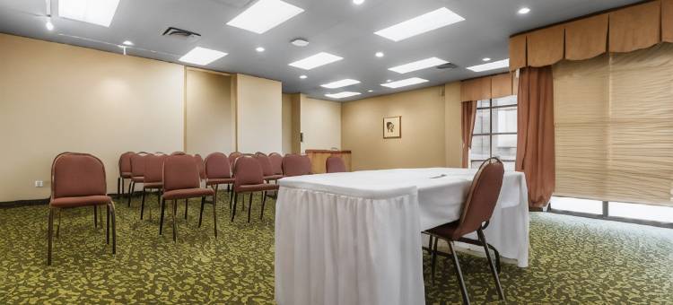 湾前品质酒店及套房(Quality Inn & Suites Bay Front)图片