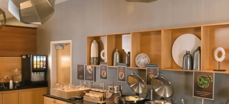 西德梅茵万豪SpringHill酒店(SpringHill Suites des Moines West)图片