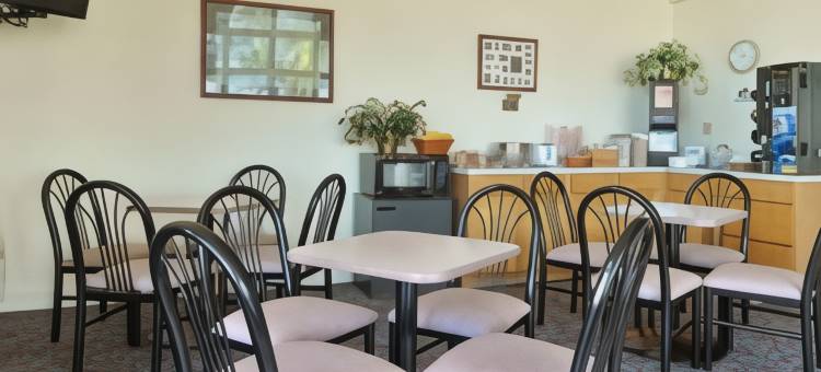 里士满温德姆速8酒店(Super 8 by Wyndham Richmond)图片