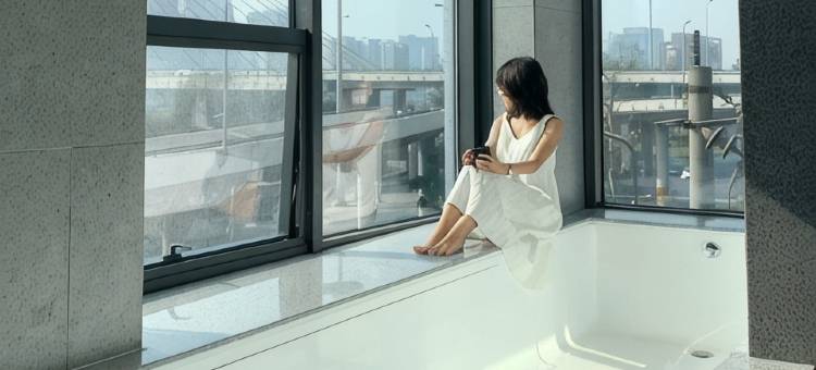 SFEEL设计师酒店(成都火车南站店)图片