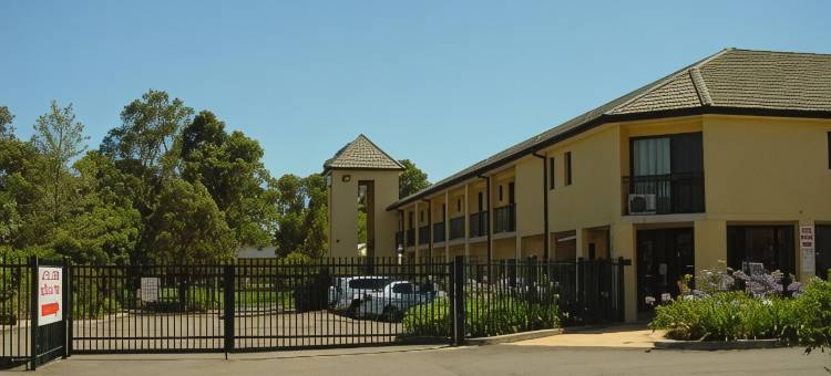 圣马里斯公园景观汽车旅馆(St Marys Park View Motel)图片