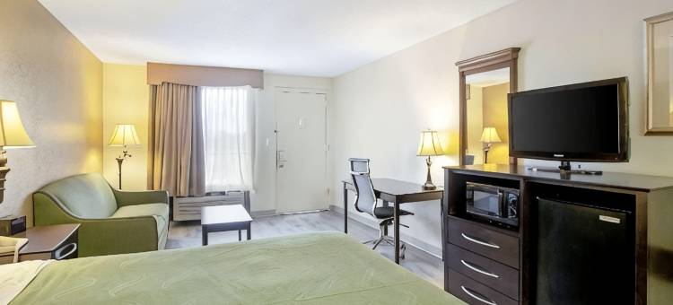 利夫奥克 I-10 283 号出口凯艺套房酒店(Quality Inn & Suites Live Oak I-10 Exit 283)图片