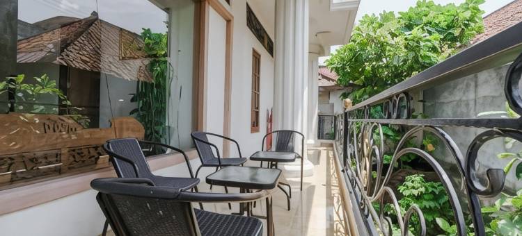 拉哈特车站附近的红多兹·西亚里亚(RedDoorz Syariah Near Lahat Station)图片