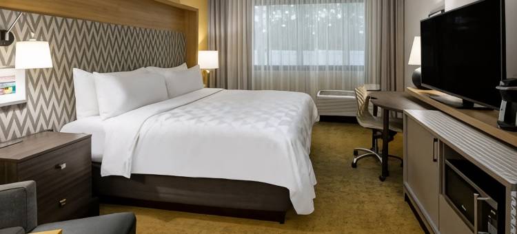 长岛 - Islip机场东假日酒店(Holiday Inn Long Island - Islip Arpt East)图片