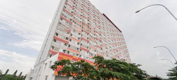 红色生活公寓河景住宅-SB房间马哈卡姆塔-含Netflix(RedLiving Apartemen Riverview Residence - SB Room Tower Mahakam with Netflix)图片