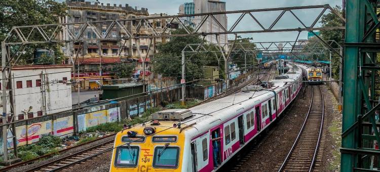 OYO 10005 波里瓦里酒店(Super Hotel O Palace Inn Near Don Bosco (Borivali) Metro Station)图片