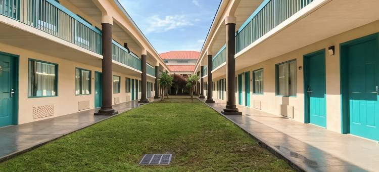 佐治亚萨凡纳 - 盖特韦及 I-95 6 号汽车旅馆(Motel 6 Savannah, GA - Gateway & I-95)图片