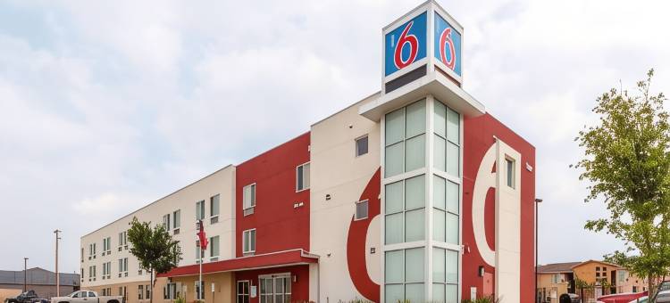德克萨斯拉雷多 - 机场 6 号汽车旅馆(Motel 6 Laredo, TX - Airport)图片