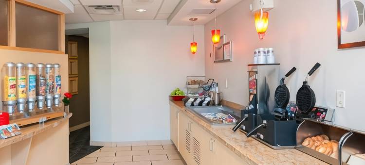 得梅因厄本代尔万豪TownePlace酒店(TownePlace Suites des Moines Urbandale)图片