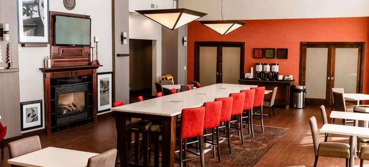 斯科茨布拉夫欢朋套房酒店及会议中心(Hampton Inn & Suites Scottsbluff-Conference Center)图片