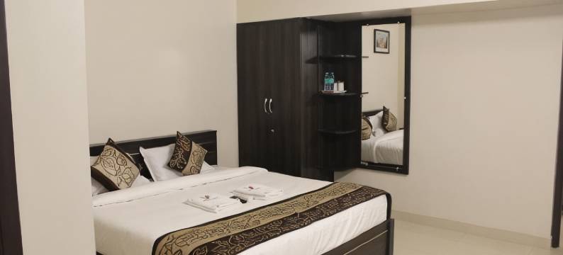 杜鹃花维斯瓦公寓(Viswa Residency by Azalea)图片