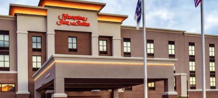 福克斯伯勒曼斯菲尔德欢朋套房酒店(Hampton Inn & Suites Foxborough -Mansfield)图片