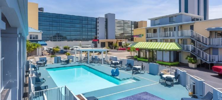 维吉尼亚海滩温德姆华美达酒店(Ramada by Wyndham Virginia Beach)图片