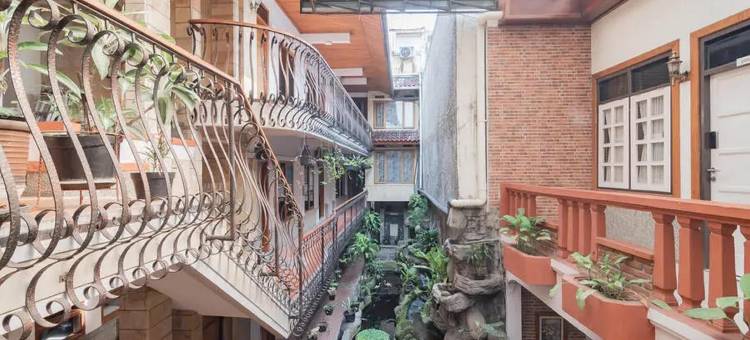 红门酒店@阿尔维加酒店-哈桑萨迪金医院附近-万隆(RedDoorz at Arwiga Hotel Near RS Hasan Sadikin Bandung)图片