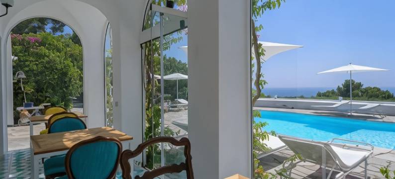 伊尔卡鲁布卡普里(Il Carrubo Capri)图片