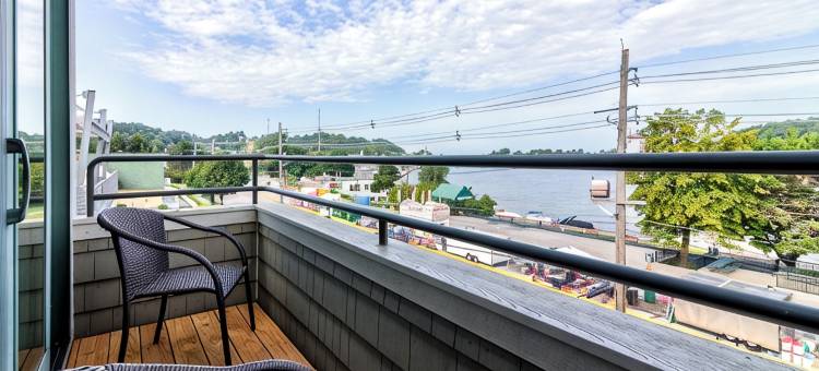 The Best Views of Grand Haven Channel & Lake Michigan from Brezza Di Lago 11图片