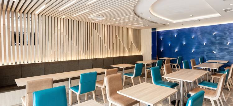 芭堤雅中心智选假日酒店 - IHG 旗下酒店(Holiday Inn Express PATTAYA CENTRAL by IHG)图片
