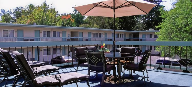 大学旅舍贝斯特韦斯特酒店(Best Western University Lodge)图片