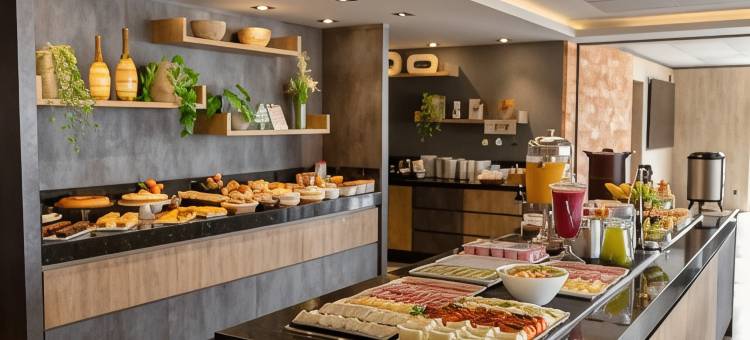 蓬塔格罗萨10号酒店(Hotel 10 Ponta Grossa)图片