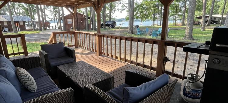 湖中央营地(Mid Lake Campground)图片