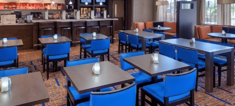 特克萨卡纳万怡酒店(Courtyard Texarkana)图片