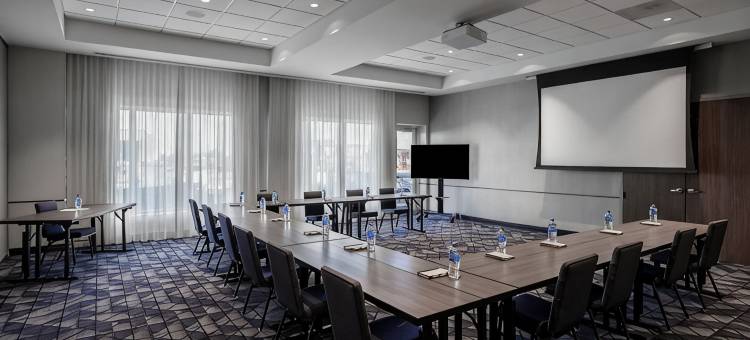 麦迪逊万怡酒店(Courtyard by Marriott Madison)图片