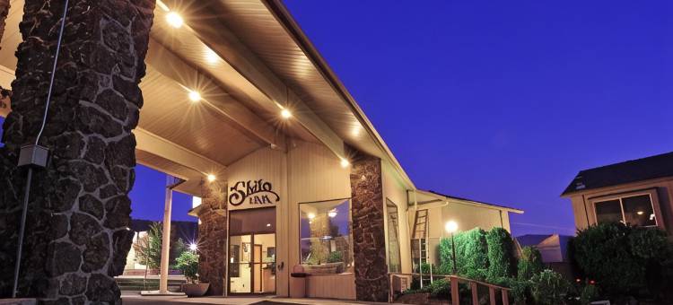 格兰特斯帕斯红狮套房酒店(Red Lion Inn & Suites Grants Pass)图片