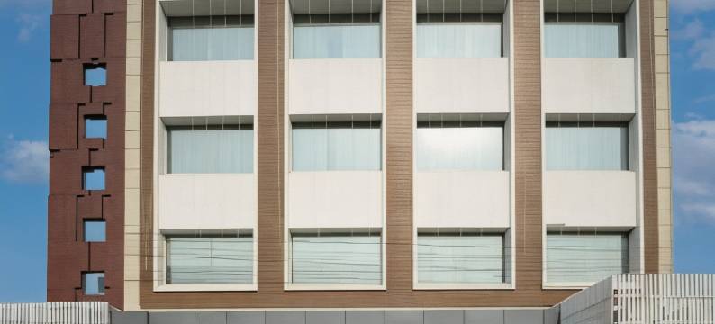 勒克瑙迪普克拉克斯酒店(Hotel Deep Clarks Inn Lucknow)图片