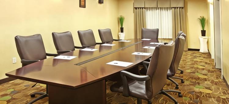 智选假日套房酒店马歇尔(Holiday Inn Express & Suites Marshall)图片